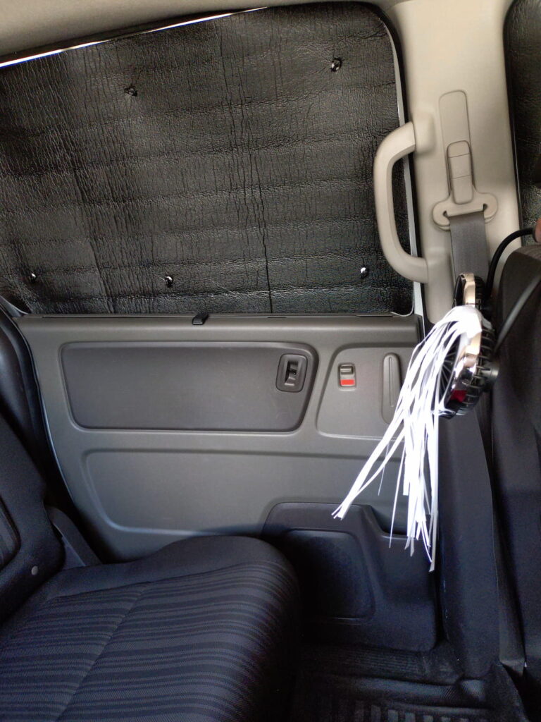 風量オフ（B4コピー用紙は動かず、比較基準）