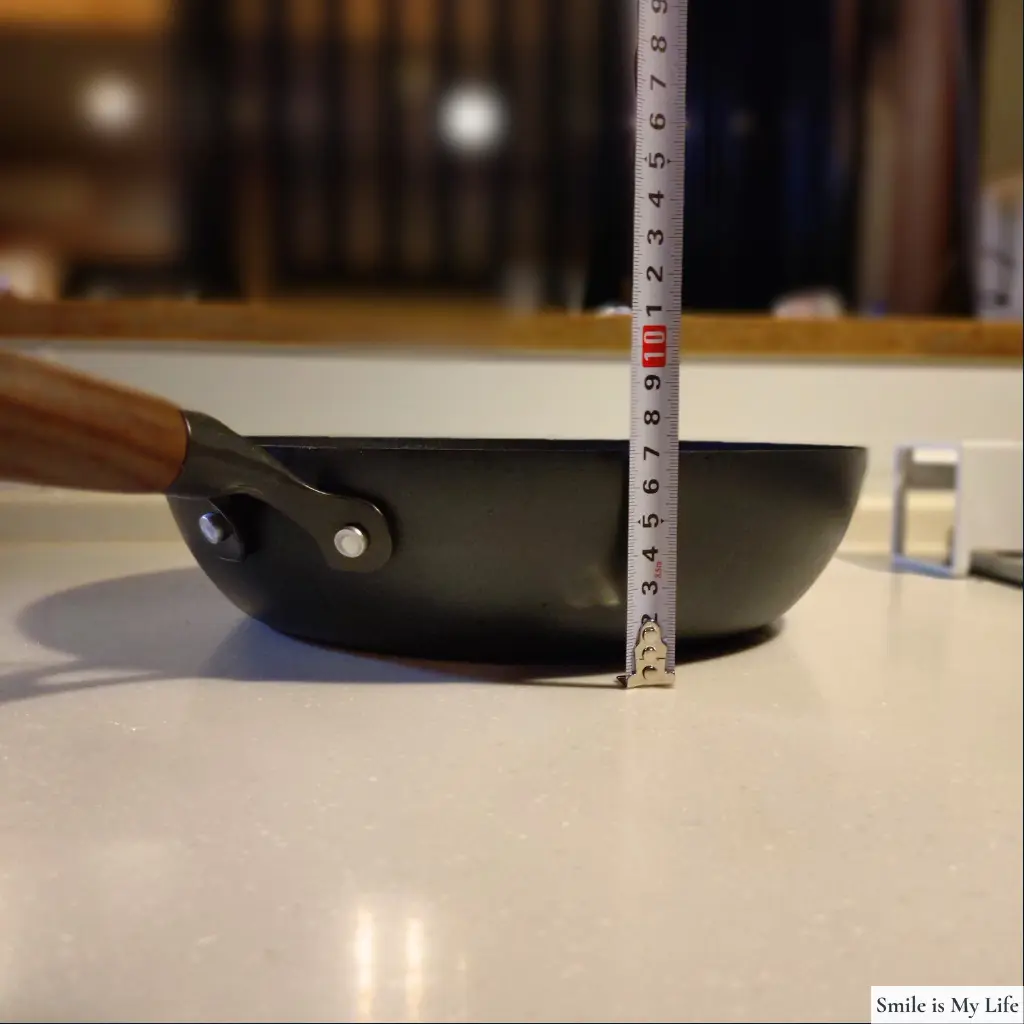 ゼロフライパンの深さが分かる参考写真